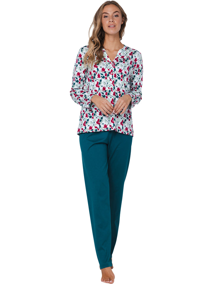 Pyjama Sangria Nights